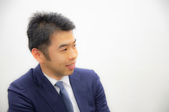 マックス総合税理士法人　代表社員　川合　宏一　様